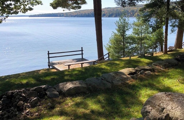 Moderne Ausstattung! Kajaks / Paddle Boards / Segelboot / Ruderboot zur Verfügung gestellt !!