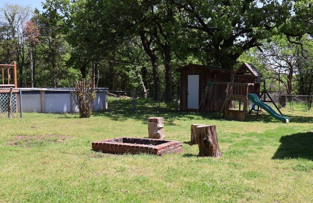 Enjoy our peaceful and quiet farmhouse with family or friends!