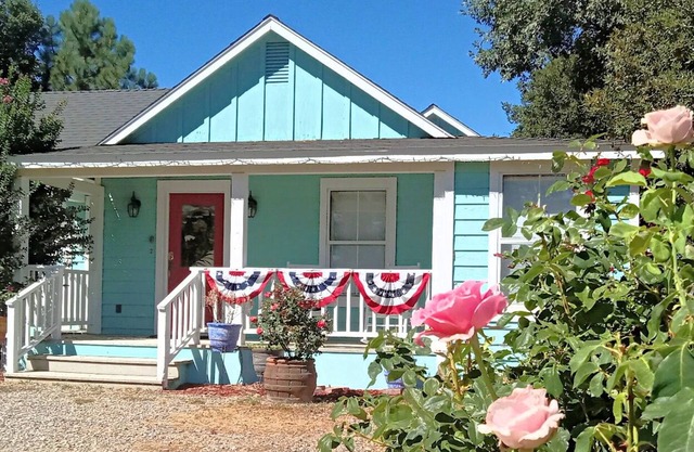 Olde Julian Farmhouse (ehemals Apple Orchard Estate)