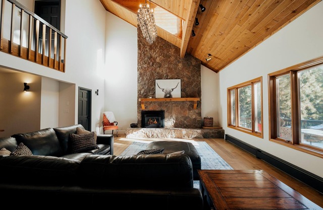 Enjoy serenity at luxurious Flagstaff lodge