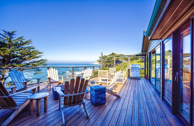 Enjoy Spectacular Ocean Views On the Pacific Coast Bluffs in a Luxury Home