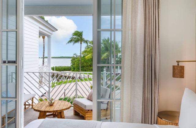 Enjoy Sunset Views from Your Villa with Pool & Beach Access in FL