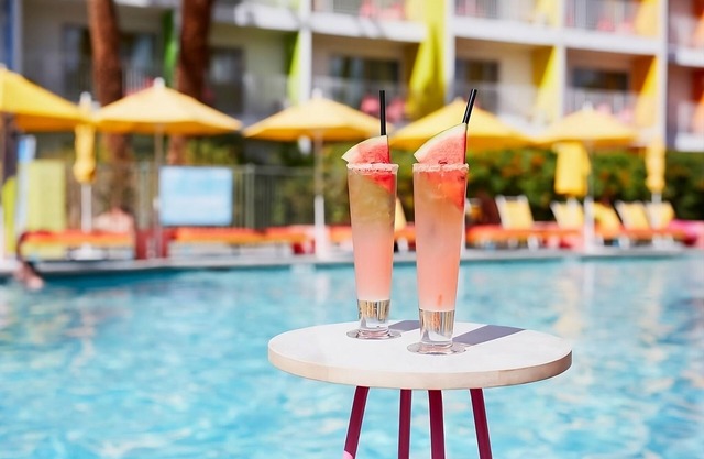 Enjoy the Palm Springs! Stay at our 2 Spacious Family Friendly Units!