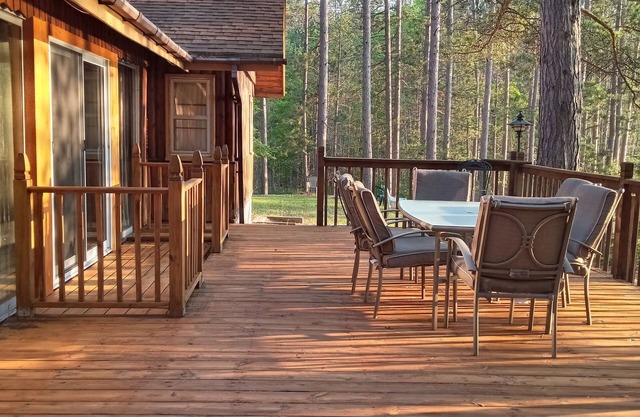 Mieten Sie Ihr eigenes abgeschiedenes North Woods Resort an einem nicht öffentlich zugänglichen Angelsee