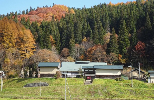 The host is a descendant of a samurai and is greeted by a husky 150yearold house for rent / Nanyo Yamagata