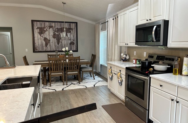 Enjoyable 2-bedroom house with AC in Jacksonville
