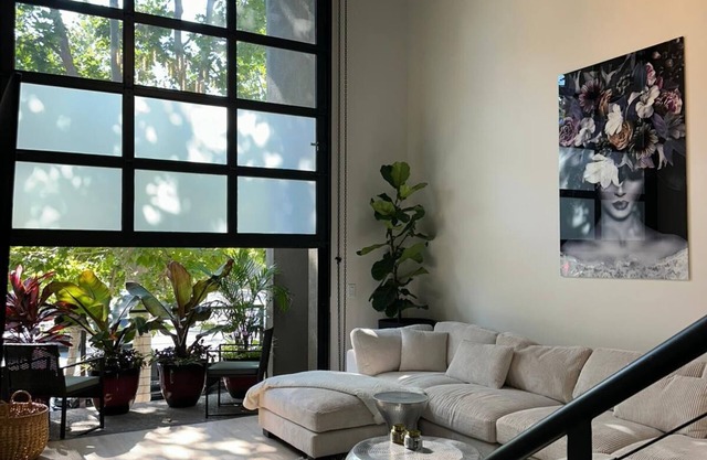 Enjoyable 2-bedroom house with AC in Santa Ana