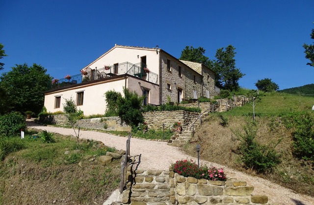Genießen Sie die Natur im Ferienhaus 'La Sole & La Luna' in Le Marche, Italien