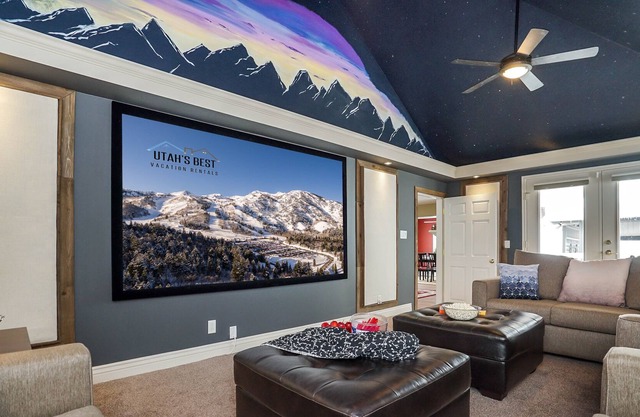 "Unglaubliche Mountain Home w / Views + Whirlpool + Gamers Paradise" + Theater