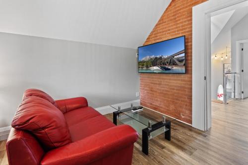 ENTIRE 1 BEDROOM APARTMENT ACROSS FROM GOOGLE - br5