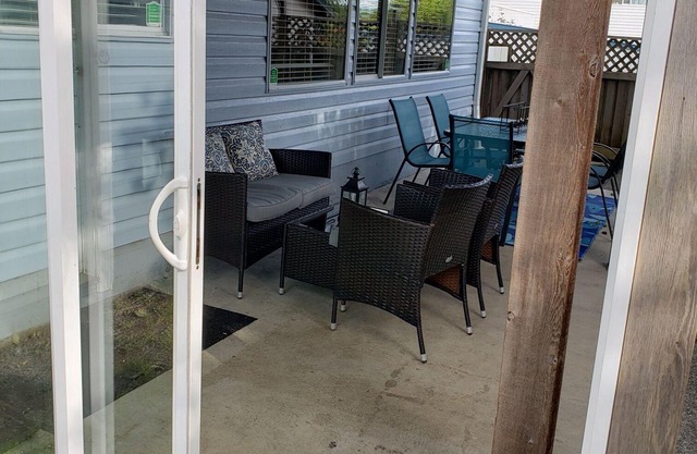 Entire 3 bedroom guest suite - Campbell River