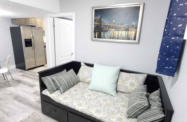 Entire basement suite near Hwy,TV WiFi and Parking