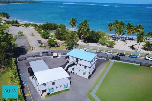 Entire Beachfront Villa Complex 12 Bedrooms 6 Baths Sleeps 48