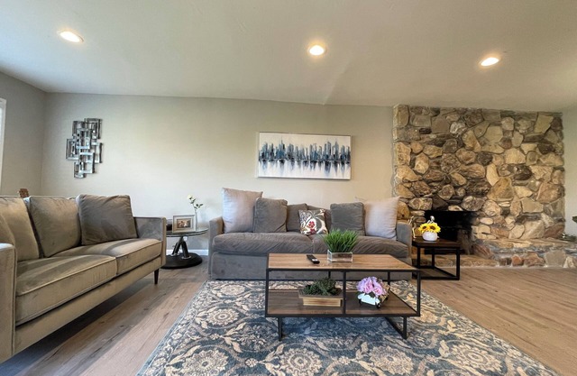 Entire charming 3B2B house, 10 minutes to SFO