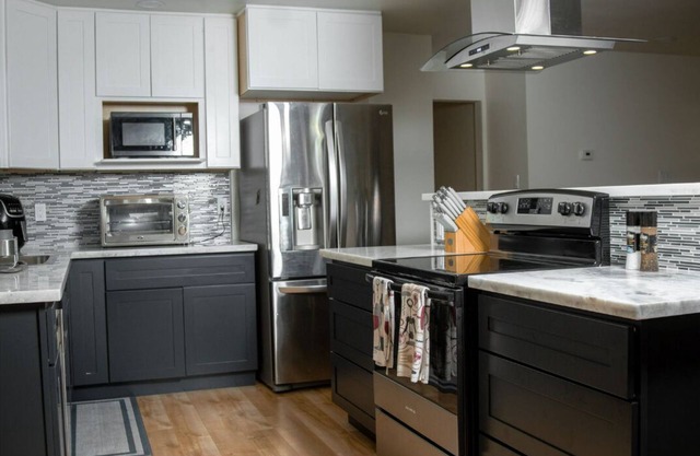 Entire cozy home in Fair Oaks.