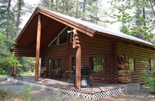 Unsere gemütliche Blockhütte in der Nähe des Gletschers, 120 qm