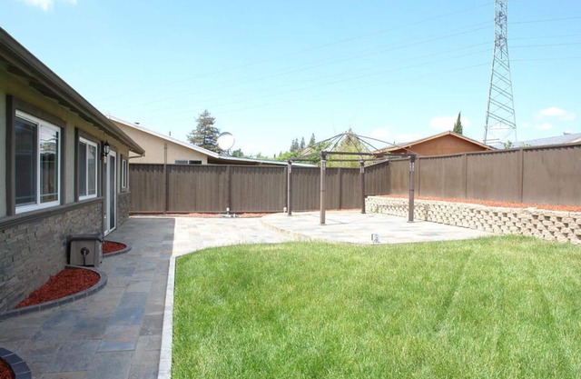 Ganze gemütliche Einheit (3BD / 1BR) N San Jose mit kostenlosen Parkplätzen in der Nähe des Flughafens San Jose