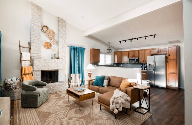 Entire Home Close To Everything