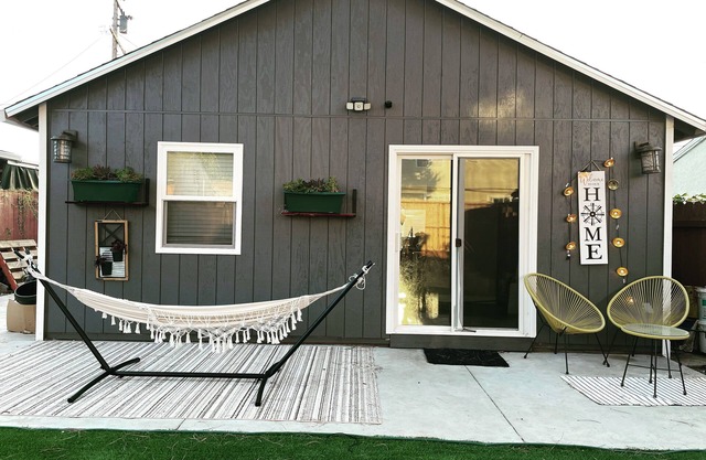 Entire Home with King Bed, Free Parking, and Outdoor oasis