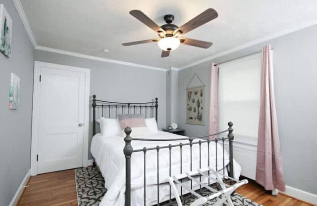 Entire house in quiet area, close to everything!