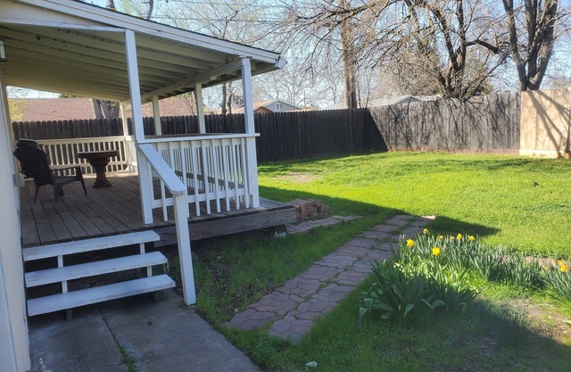 Entire house near Airport/Capitol/ D-town/CaI-Expo
