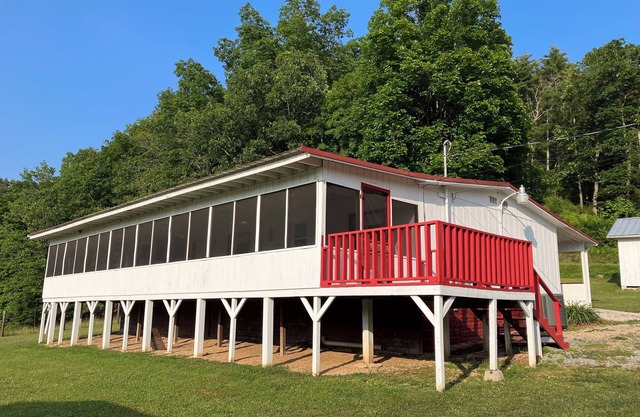 Entire house near Seebert, Watoga, Snowshoe, and much more!!