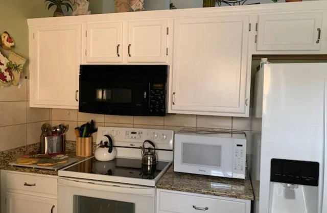Entire House- Palm Bay Renovated