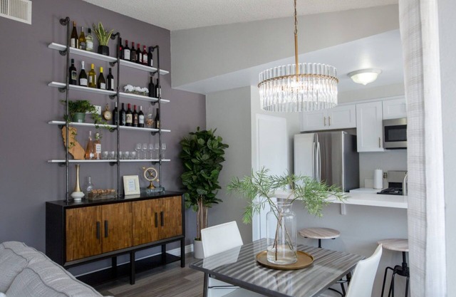 Entire Los Angeles 2BR/2BA apartment - @SoCalSuite