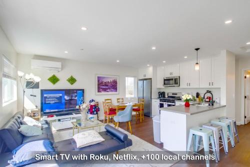 Entire Private 3-Bedroom Home near San Diego Downtown & Beach, Available Now