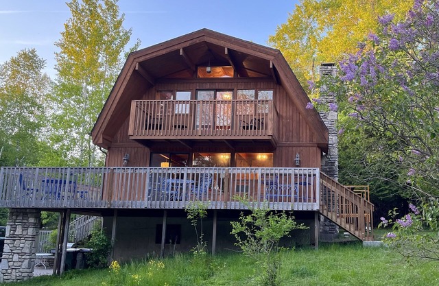 Ephraim Chalet - Cozy, Large Yard, Family Friendly