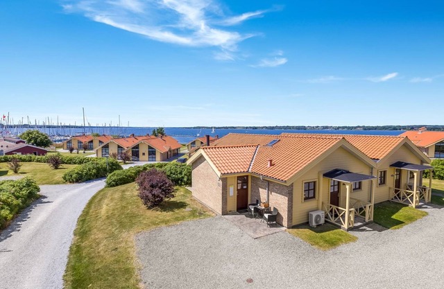 "Era" - 100m from the sea by Interhome