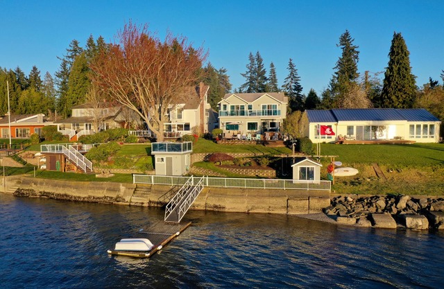 Erlands Point Beach House