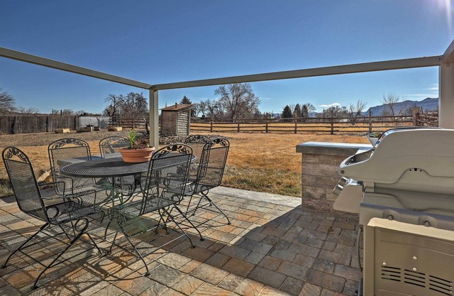 Escalante Home w / Yard, Veranda & Mtn Ansichten!