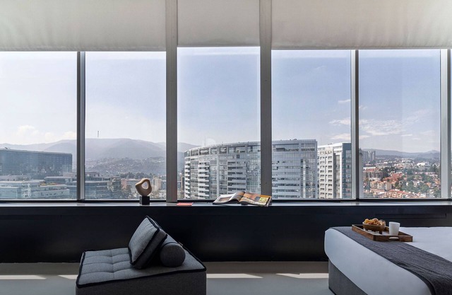 Escape Executive Suite by Kukun