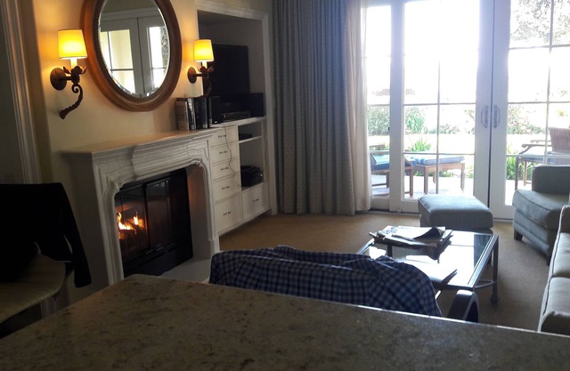 Escape to a fully furnished resort residence at The Four Seasons Residence Club