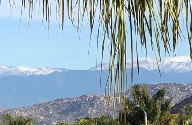 Entfliehen Sie in einer ruhigen und sonnigen Retreat (55 & älter) 2 Zi Menifee Ca