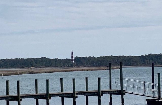 Escape to Chincoteague, just 7 mins from wildlife refuge