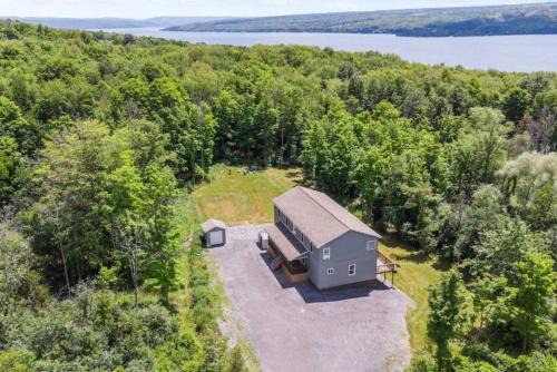 Escape to NY Wine Country and Close to Ithaca