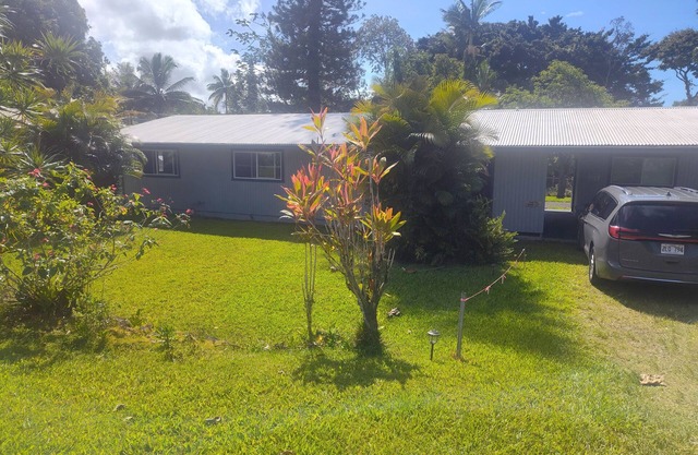 Escape to Pahoa! 3 Bed 2 Bath in Hawaiian Beaches