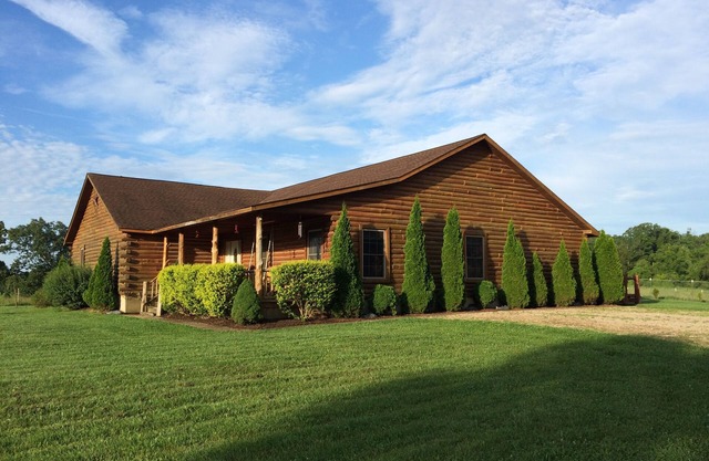 Escape to PARADISE on 10 sprawling acres in which to do anything you please!