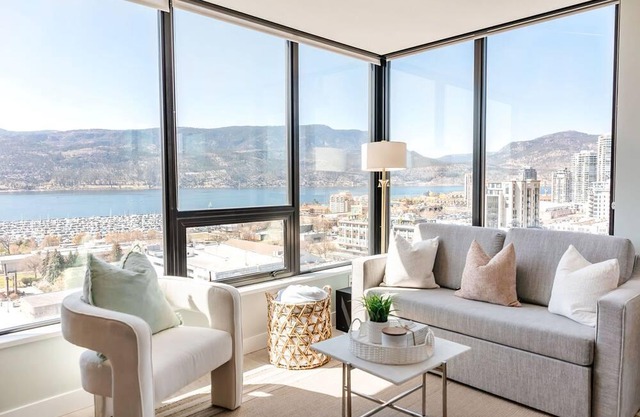 Escape to the perfect vacation destination at the "Seaside