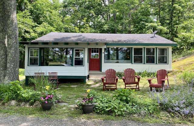 Escape to your cozy 2-bedroom cabin near Adirondack Park
