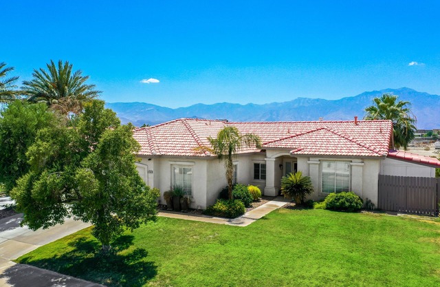 Escape to your Desert Hideaway! RVC-1541