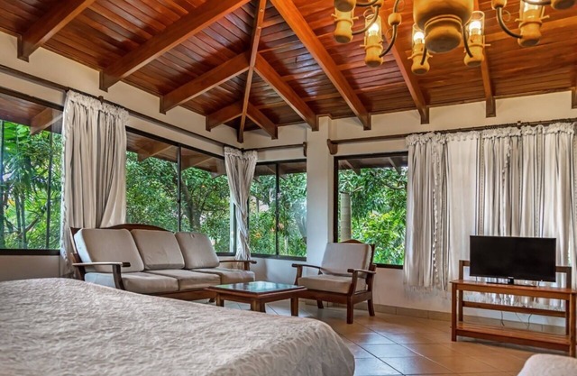 Escazu Ferienwohnungen, Studio Apartments und Standard-Zimmer