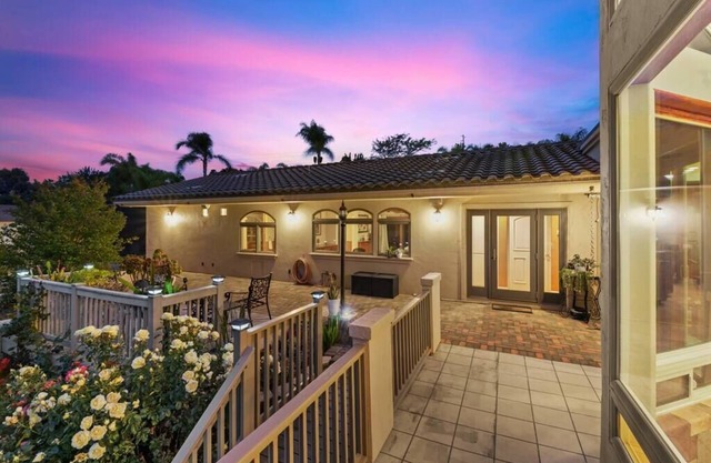 Escondido Villa w/ Movie Theater, Garden, GameRoom