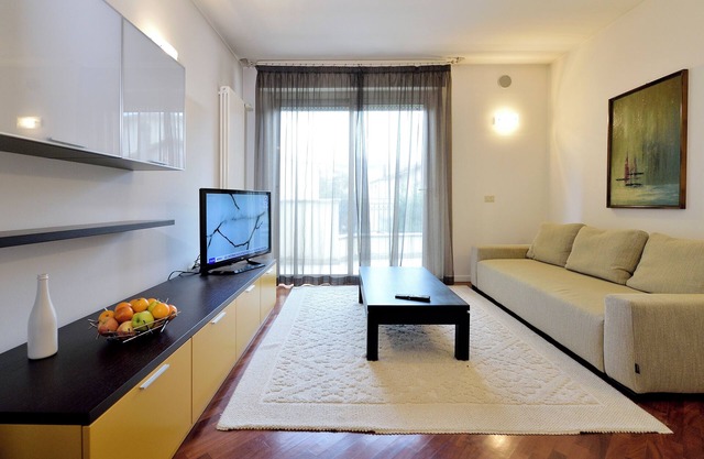 Esedra - Zwei Schlafzimmer Wohnung, Schläft 3