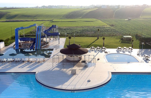 Eser Diamond Hotel & Convention Center