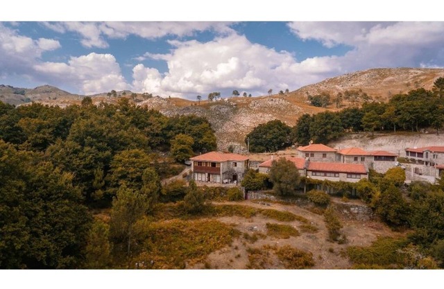 Espaçosa Casa de Montanha no Gerês