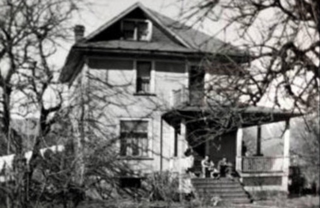 Est. 1912 - Rosedale Heritage Inn – downtown at your doorstep