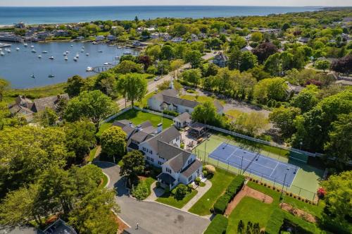 Estate with Private pool tennis court and playground